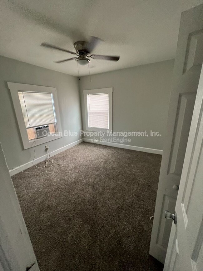 Foto del edificio - 3927 6th St S