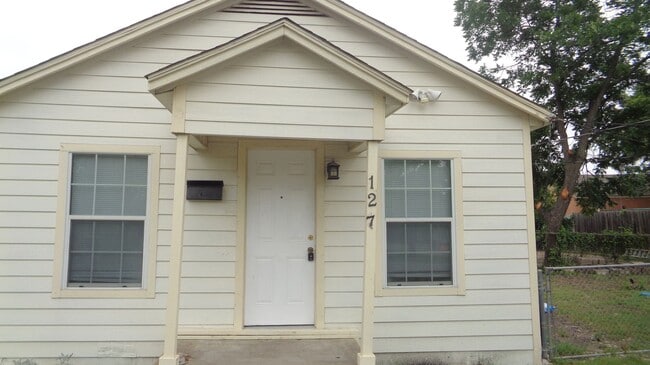 Photo - West Ave A 127-129 Apartment