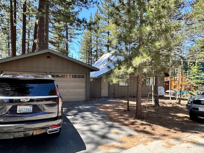 Building Photo - Warm & Inviting Cabin on the Meadow Avail. rental for 6-7 people!! Available starting 8/15/26!! C...