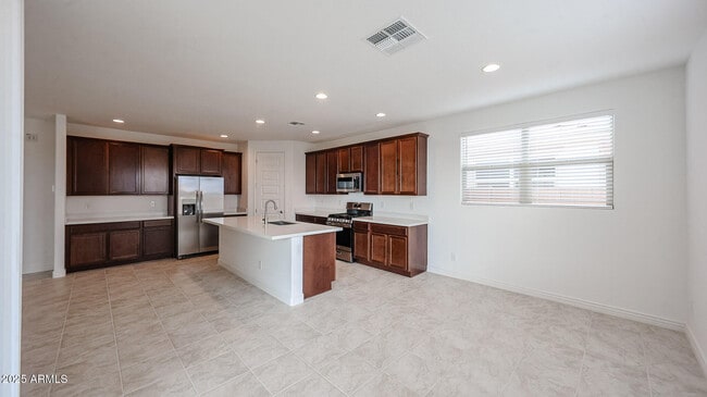 Building Photo - 25095 N 171st Ave