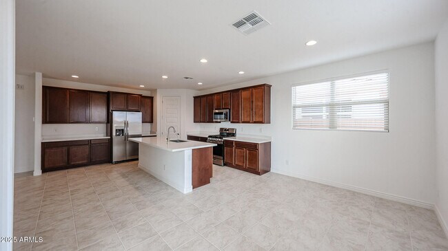 Foto del edificio - 25095 N 171st Ave