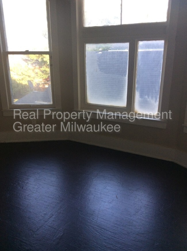 Building Photo - 1234 W Walker St