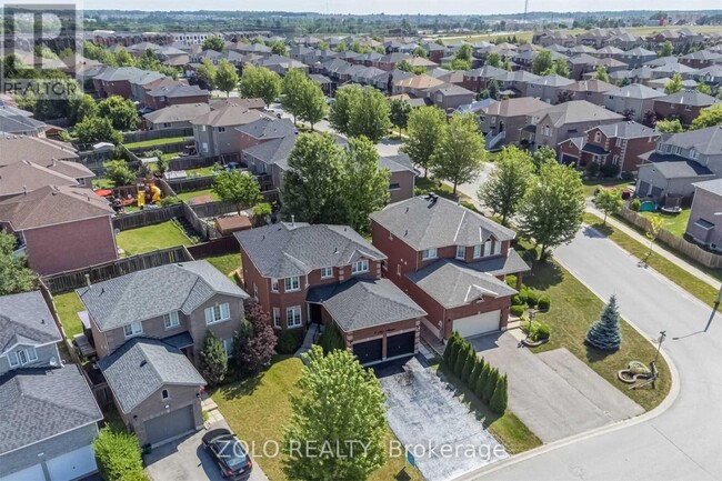 Building Photo - 6 Max Ave