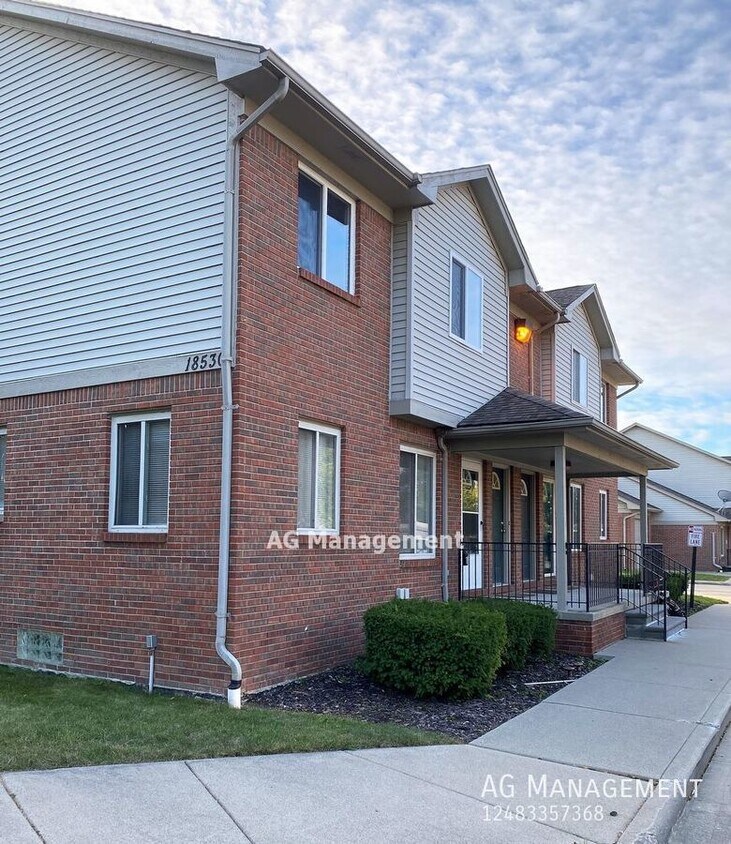 18530 14 Mile Rd Unit 3, Fraser, MI 48026 Condo for Rent in Fraser