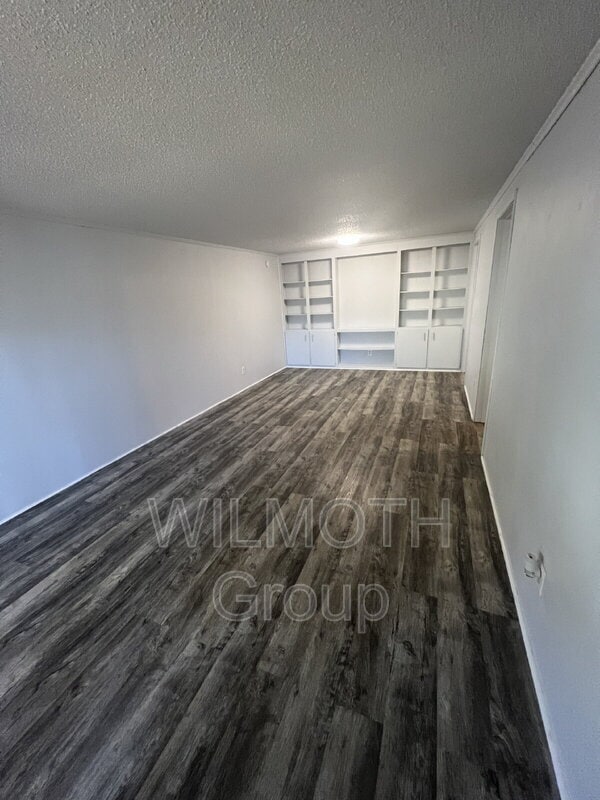 Foto del edificio - 2000 Indianapolis Rd