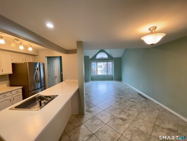 Foto del edificio - 65 Sandpiper Crescent