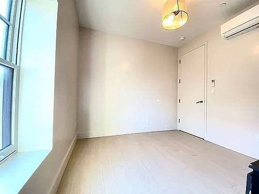 Building Photo - 2 bedroom in NEW YORK NY 10030