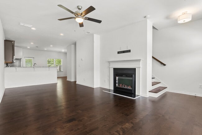 Building Photo - 829 Ambient Way SW Atlanta, GA 30331