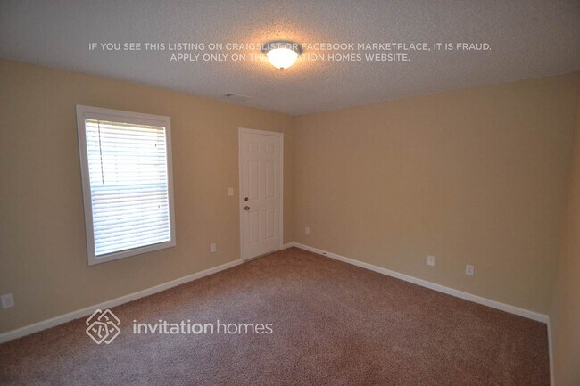 Foto del edificio - 543 Kristin Ln