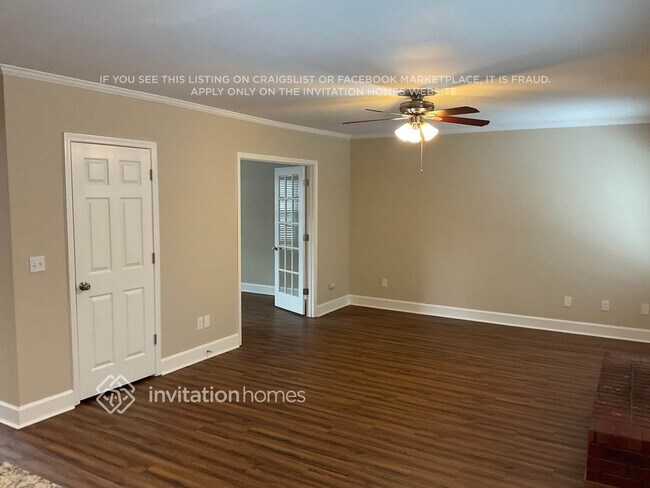 Building Photo - 675 River Overlook Dr NW