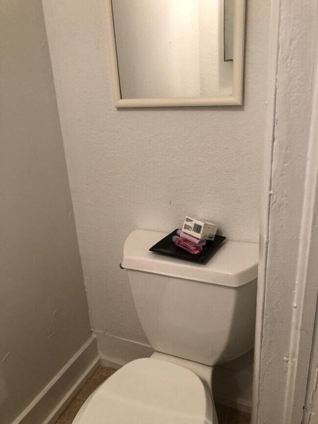 Foto del edificio - 3 bedroom in Jacksonville FL 32209