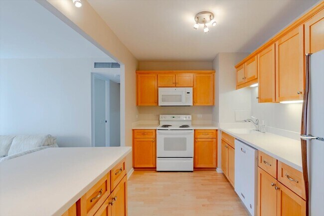 Foto del edificio - 260 E Chestnut St