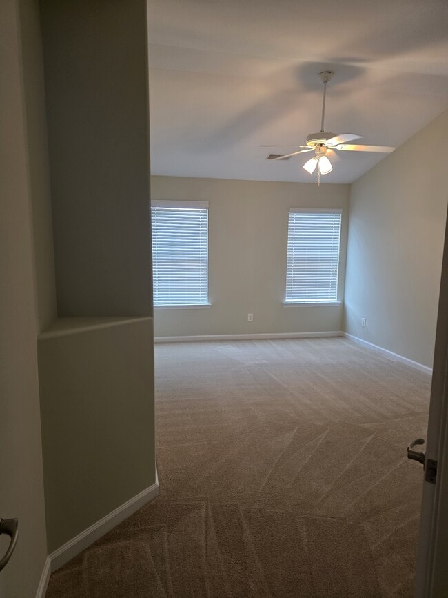 Building Photo - 76 Winter Lake Cir
