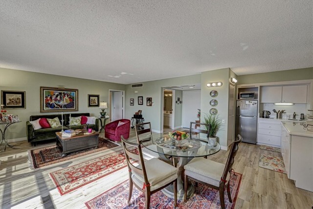 Building Photo - 24055 Paseo Del Lago