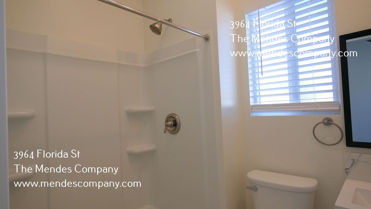 Foto del edificio - 3964 Florida St