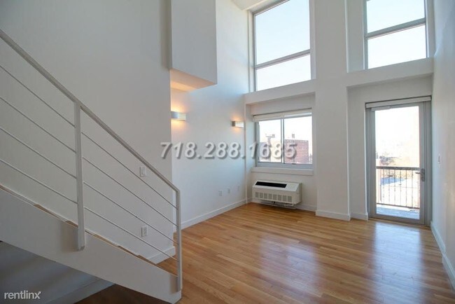 Building Photo - 339 Greene Ave