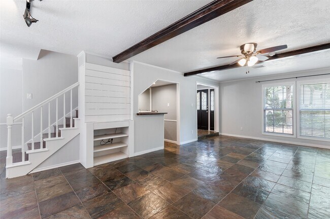 Building Photo - 2406 Box Oak Pl