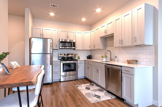 Foto del edificio - Pure Lowell Apartments