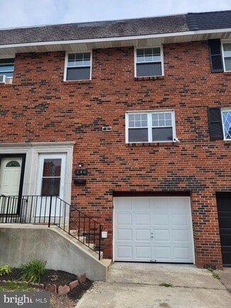 Building Photo - 146 Suburban Terrace