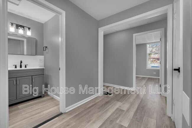 Foto del edificio - 1725 Hollins St