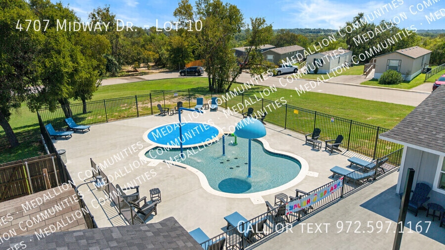 Building Photo - 4707 Midway Dr