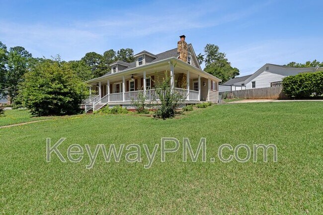 Building Photo - 255 Silver Maple Rd