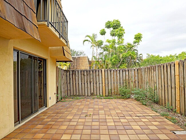 Building Photo - Parkwoods 12353-1