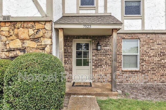 Foto del edificio - 7523 Bavarian Dr