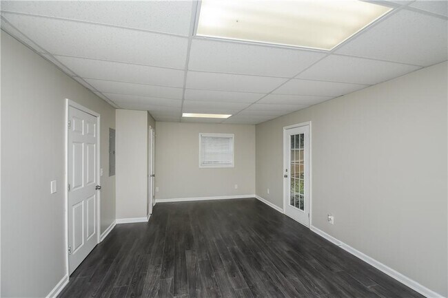 Foto del edificio - 320 Clear Brook Trail