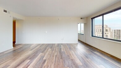 Interior Photo - Eleven55 Ripley