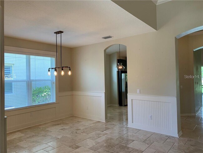 Building Photo - 7224 Monarda Dr