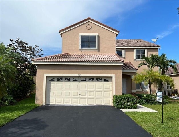Photo - 686 Lone Pine Ln (Weston, FL) House