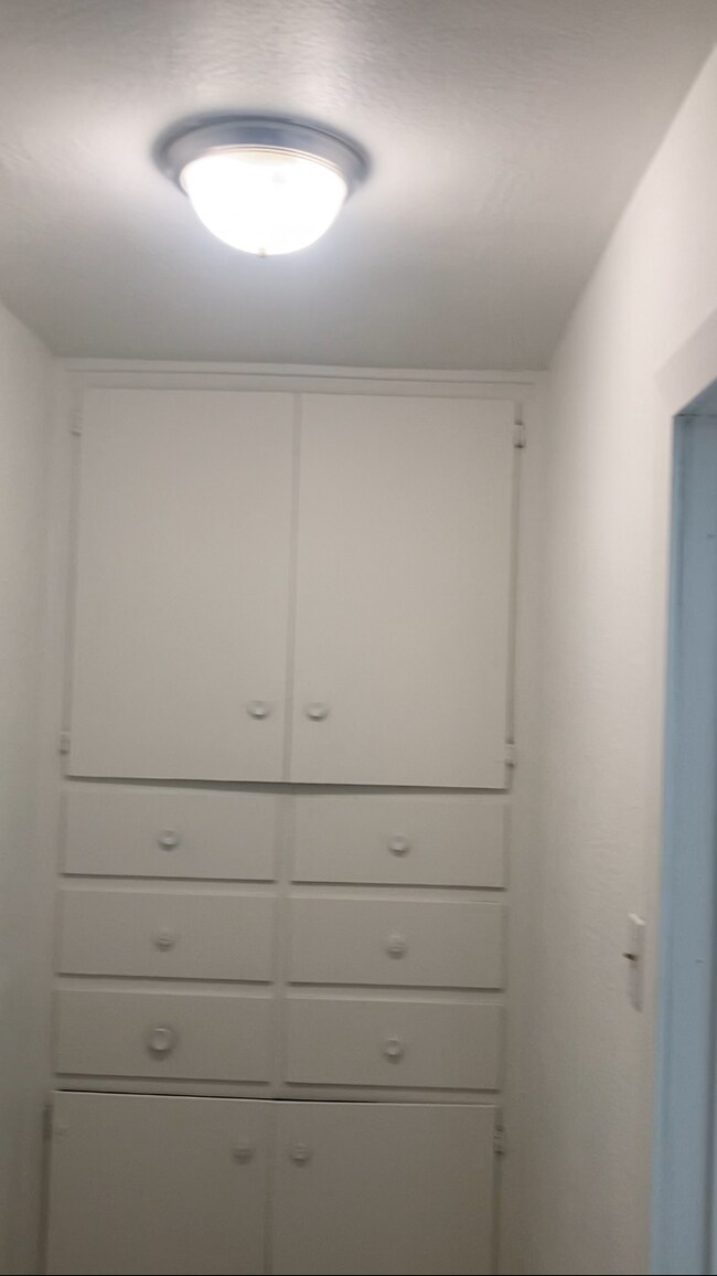 Foto del edificio - 636 San Pablo St SE