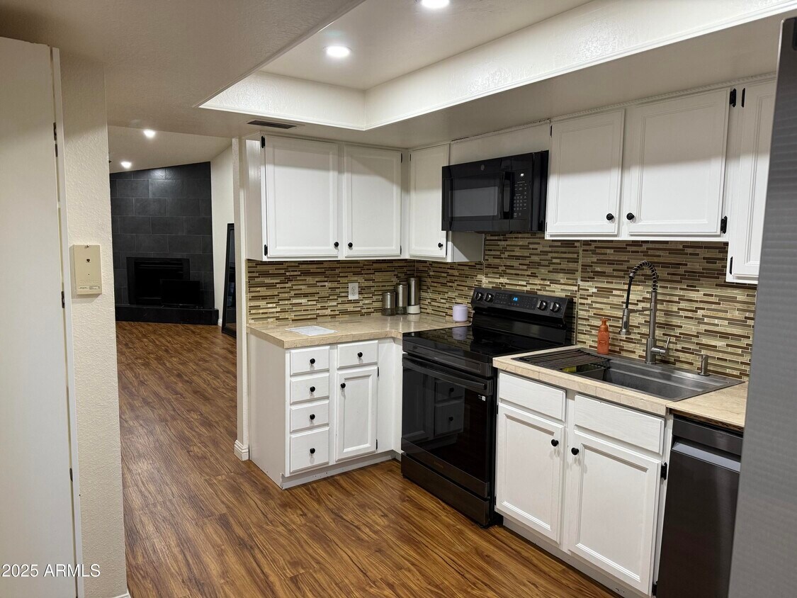 Foto principal - 3033 N 37th St