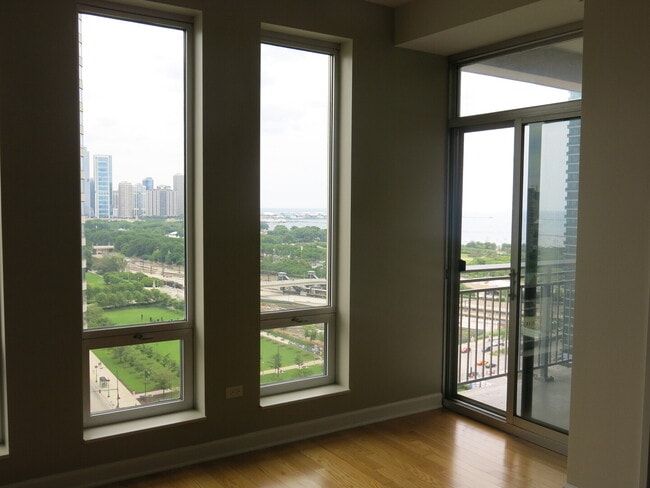 Building Photo - 1234/1250 S Michigan Ave