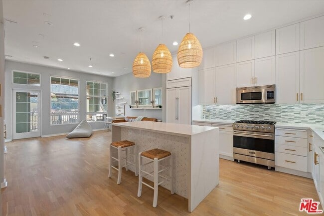 Photo - 13020 Pacific Promenade House