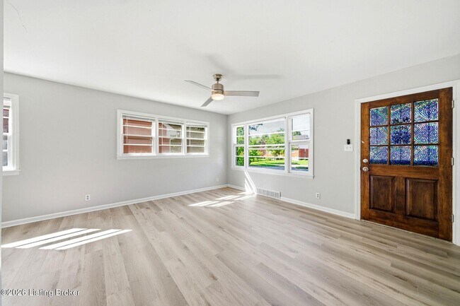 Foto del edificio - 3021 Wedgewood Wy
