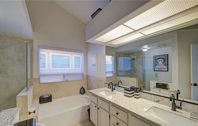 Building Photo - 2961 Cape Verde Ln