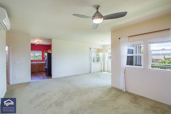 Building Photo - 478 Kunehi St