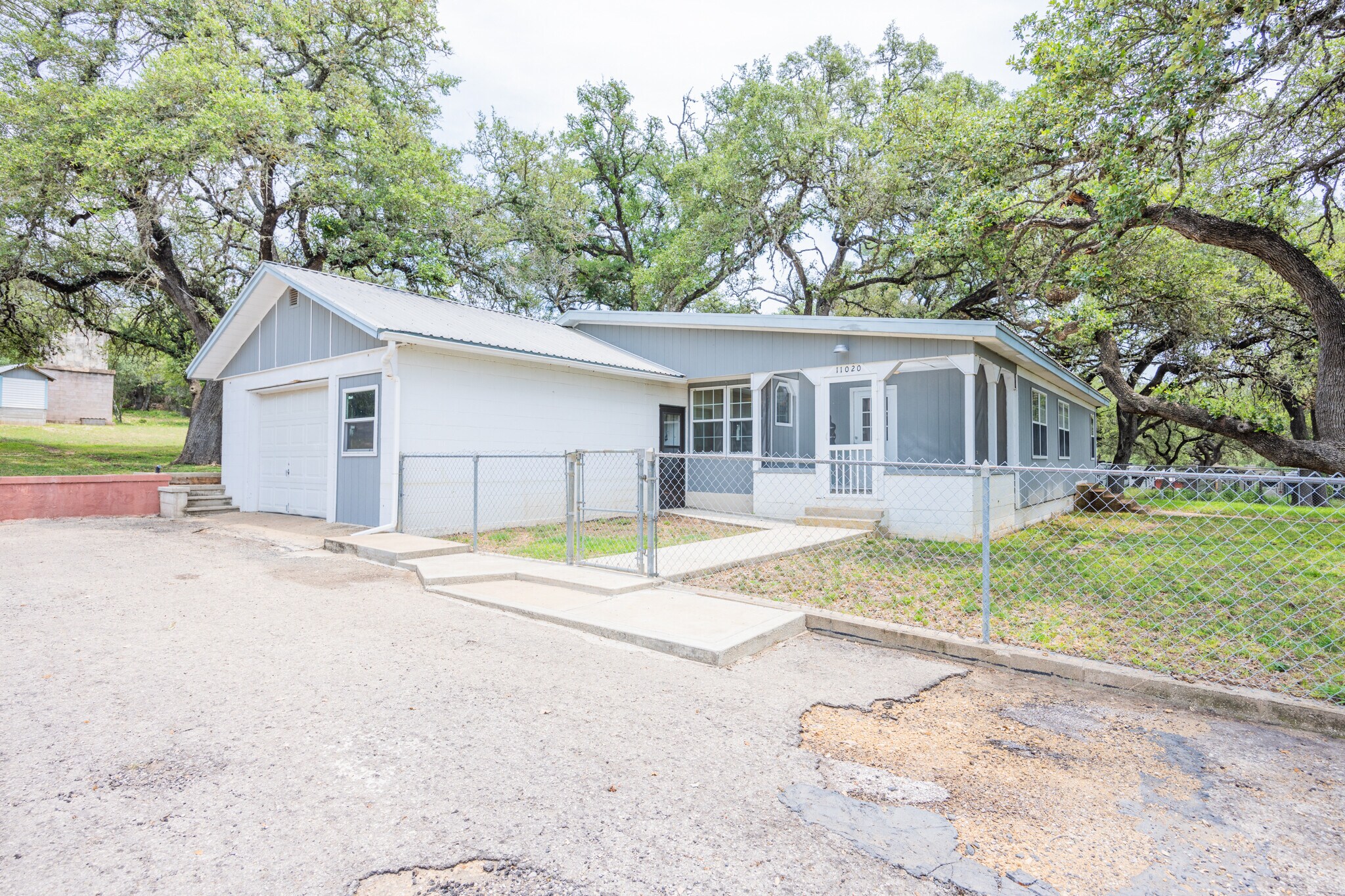 11020 Us-281, Spring Branch, TX 78070 - House Rental in Spring Branch ...