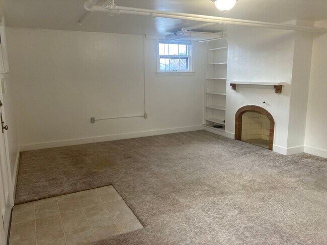 Foto del edificio - 365-365 N 8th St