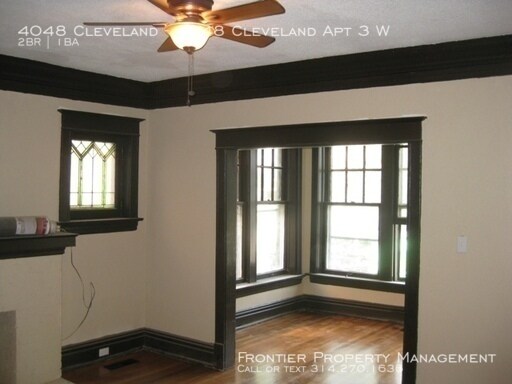 Building Photo - Historic Charm with tons of Space!
