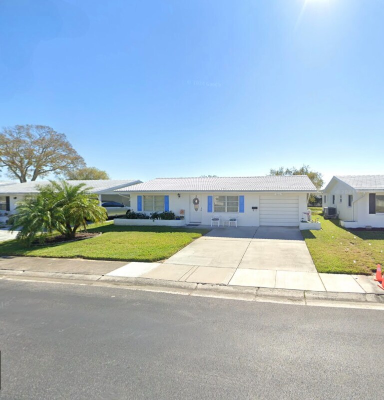 Foto principal - 3648 100th Pl N
