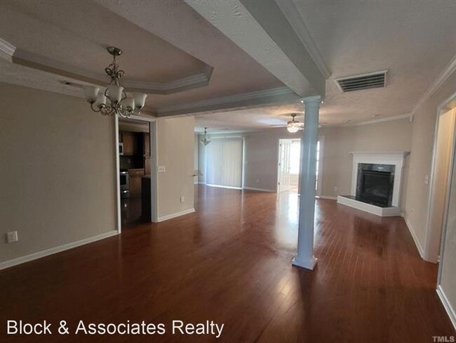Foto del edificio - 4 br, 2.5 bath House - 402 Colonist Place