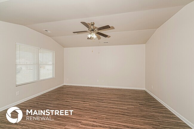 Foto del edificio - 204 Leonards Ct