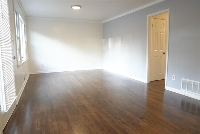 Foto del edificio - 1336 Willow Trail SW