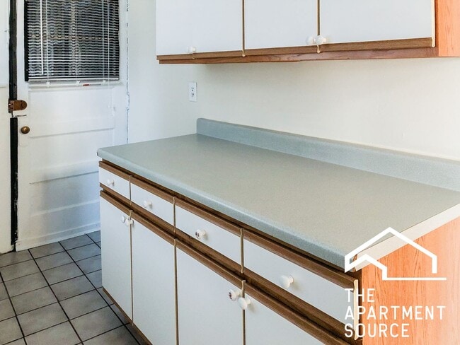 Photo - 5212 N Damen Ave Apartment