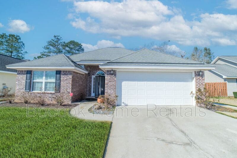 Primary Photo - 203 Pebblestone Dr