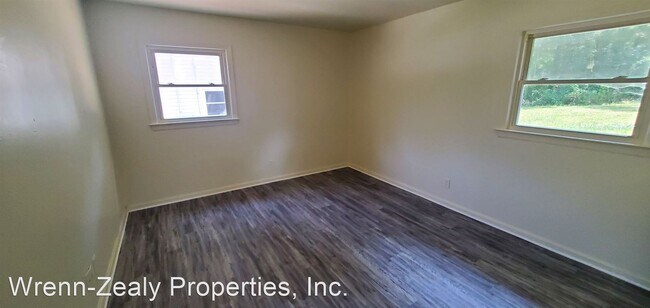 Building Photo - 2 br, 1 bath House - 402 Huffman St