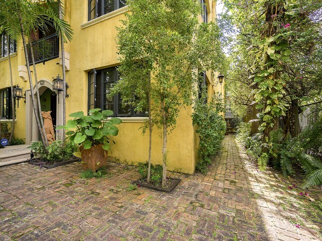 Foto del edificio - 632 15th St